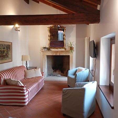 Appartement La Finestra Sul Civico Cinque à Vérone Extérieur photo