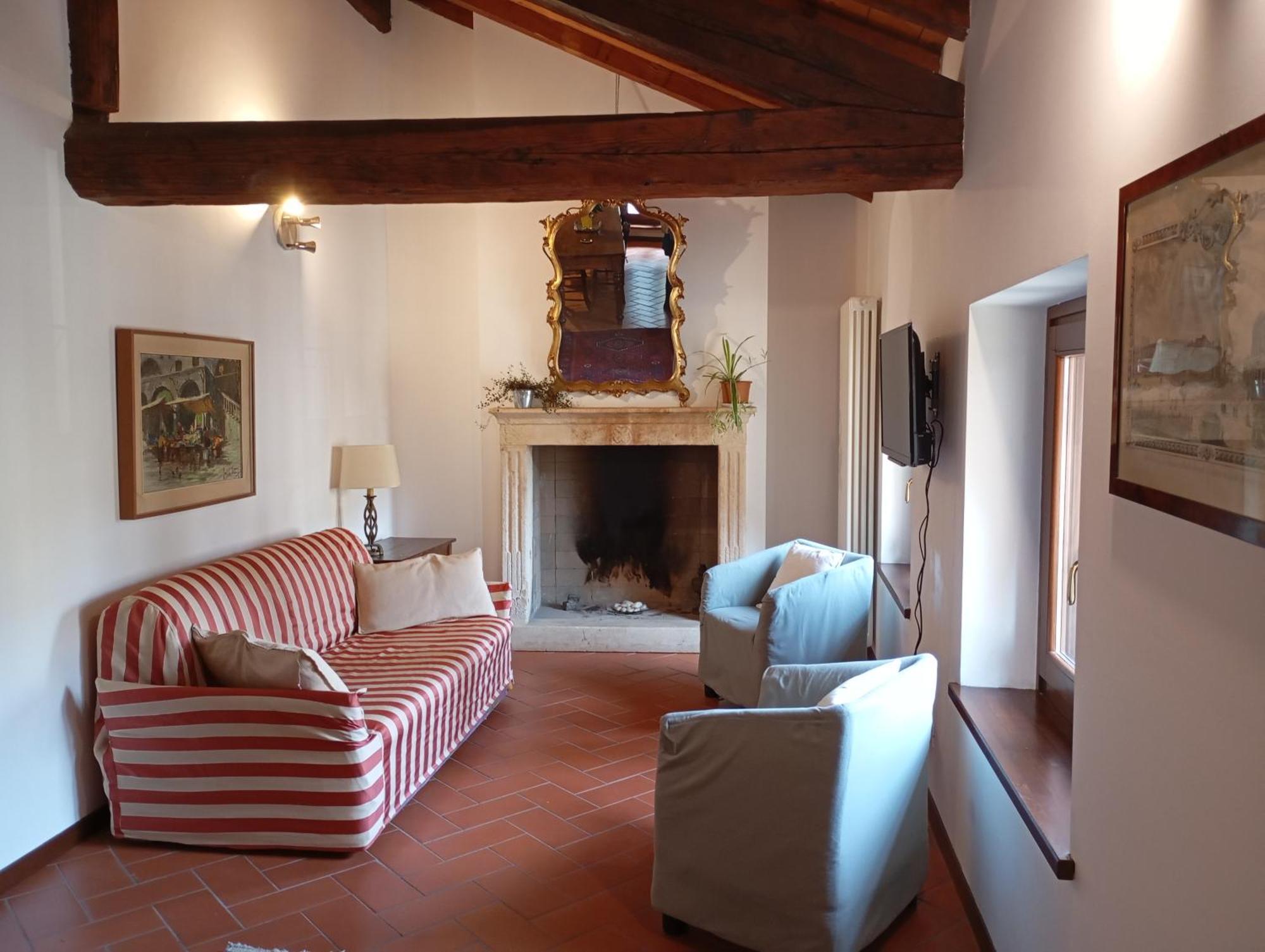 Appartement La Finestra Sul Civico Cinque à Vérone Extérieur photo