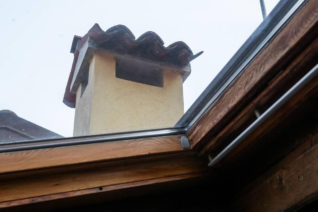 Appartement La Finestra Sul Civico Cinque à Vérone Extérieur photo